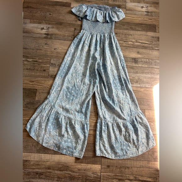 SCULLY bandana jumpsuit flare wide legs- light blue paisley ruffle strapless - Picture 4 of 9
